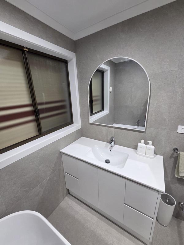 Apartment Bathroom Hoppers Crossing